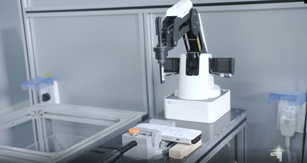 ���˹��ʹ���-׷�󿵽�,����һ������