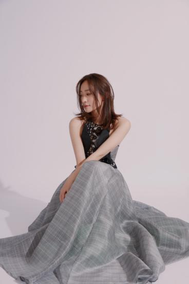 ���˹��ʹ���-׷�󿵽�,����һ������