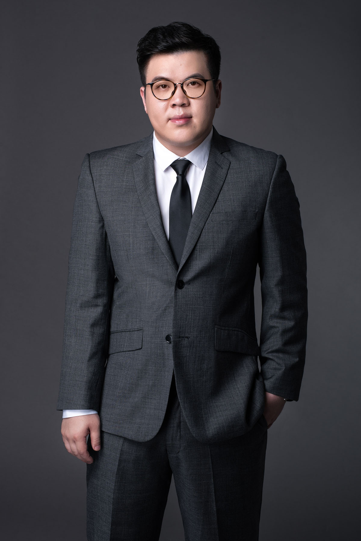 ���˹��ʹ���-׷�󿵽�,����һ������