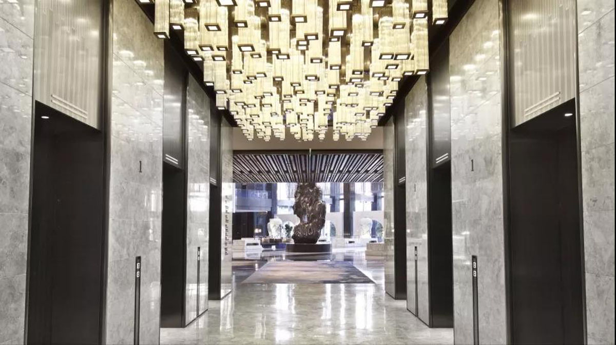 ���˹��ʹ���-׷�󿵽�,����һ������