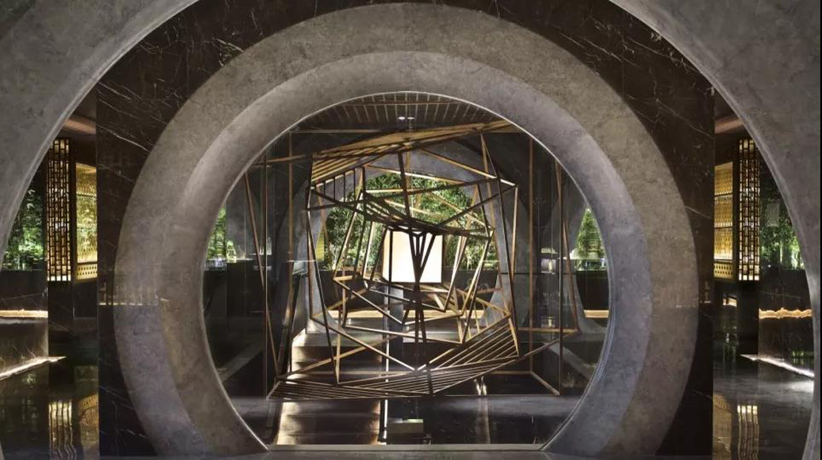 ���˹��ʹ���-׷�󿵽�,����һ������