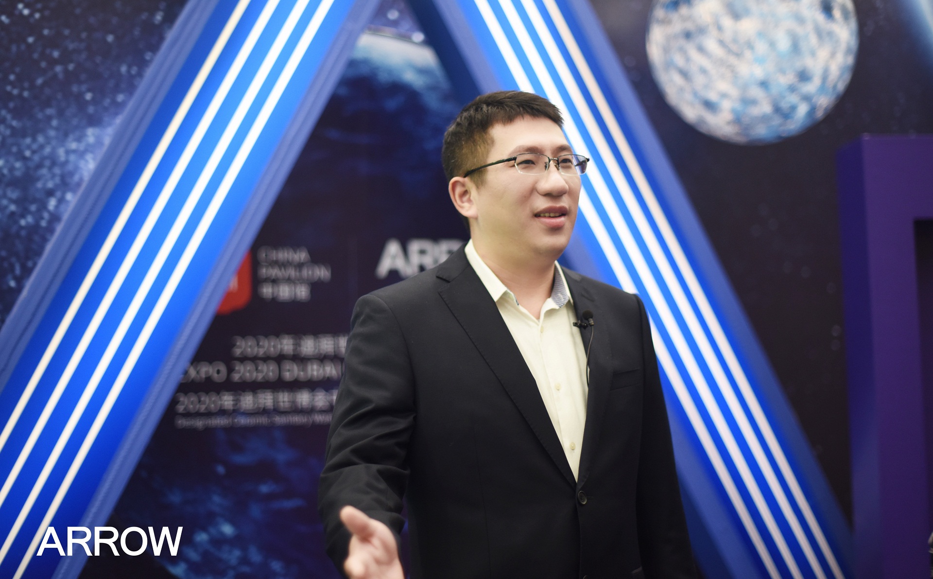 ���˹��ʹ���-׷�󿵽�,����һ������