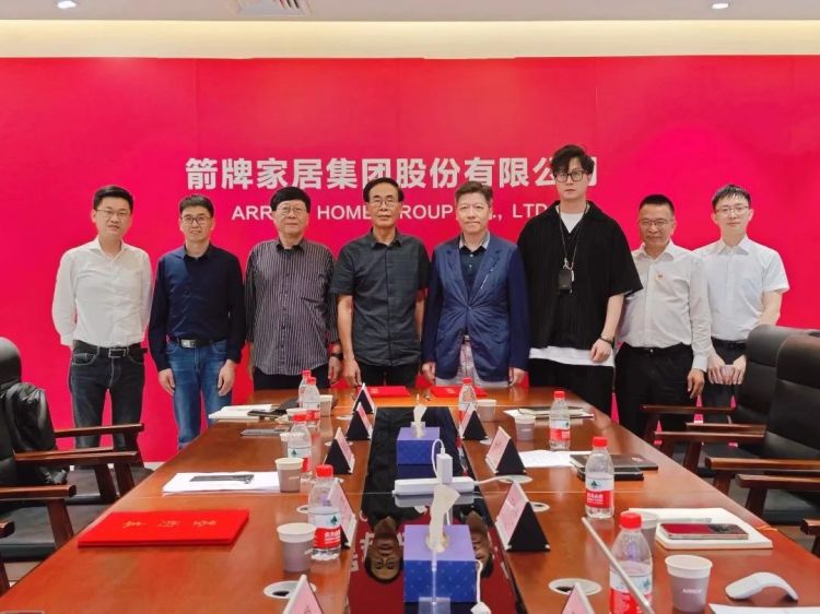 ���˹��ʹ���-׷�󿵽�,����һ������