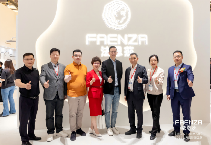 ���˹��ʹ���-׷�󿵽�,����һ������